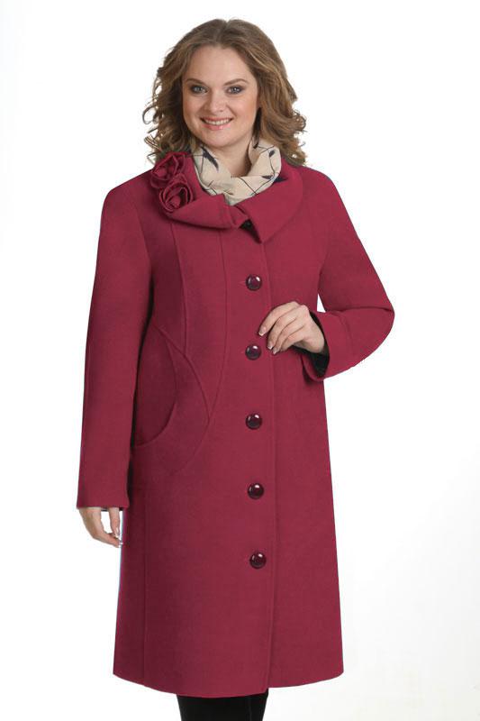 Демисезонное пальто для женщин больших размеров